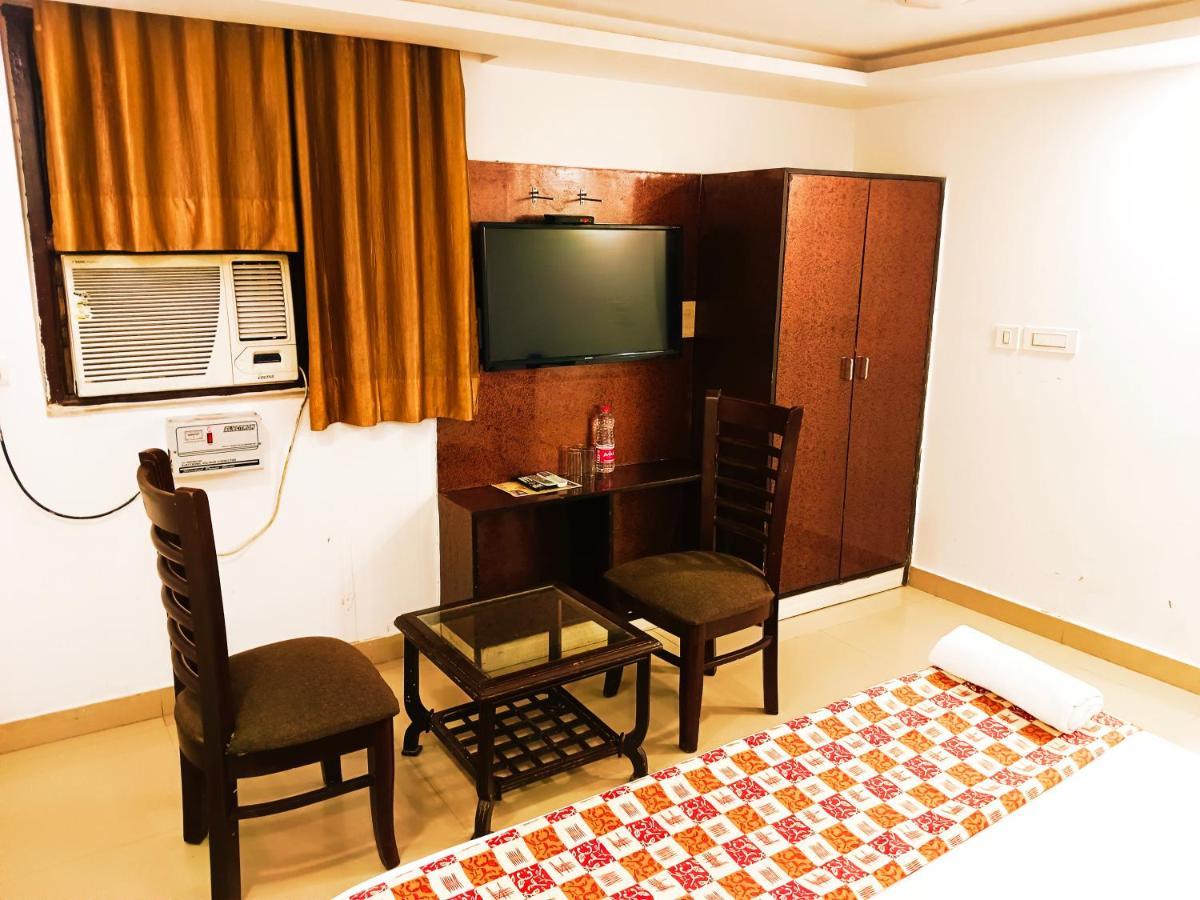 Hotel De Tark Near Igi Airport Delhi New Delhi Eksteriør bilde